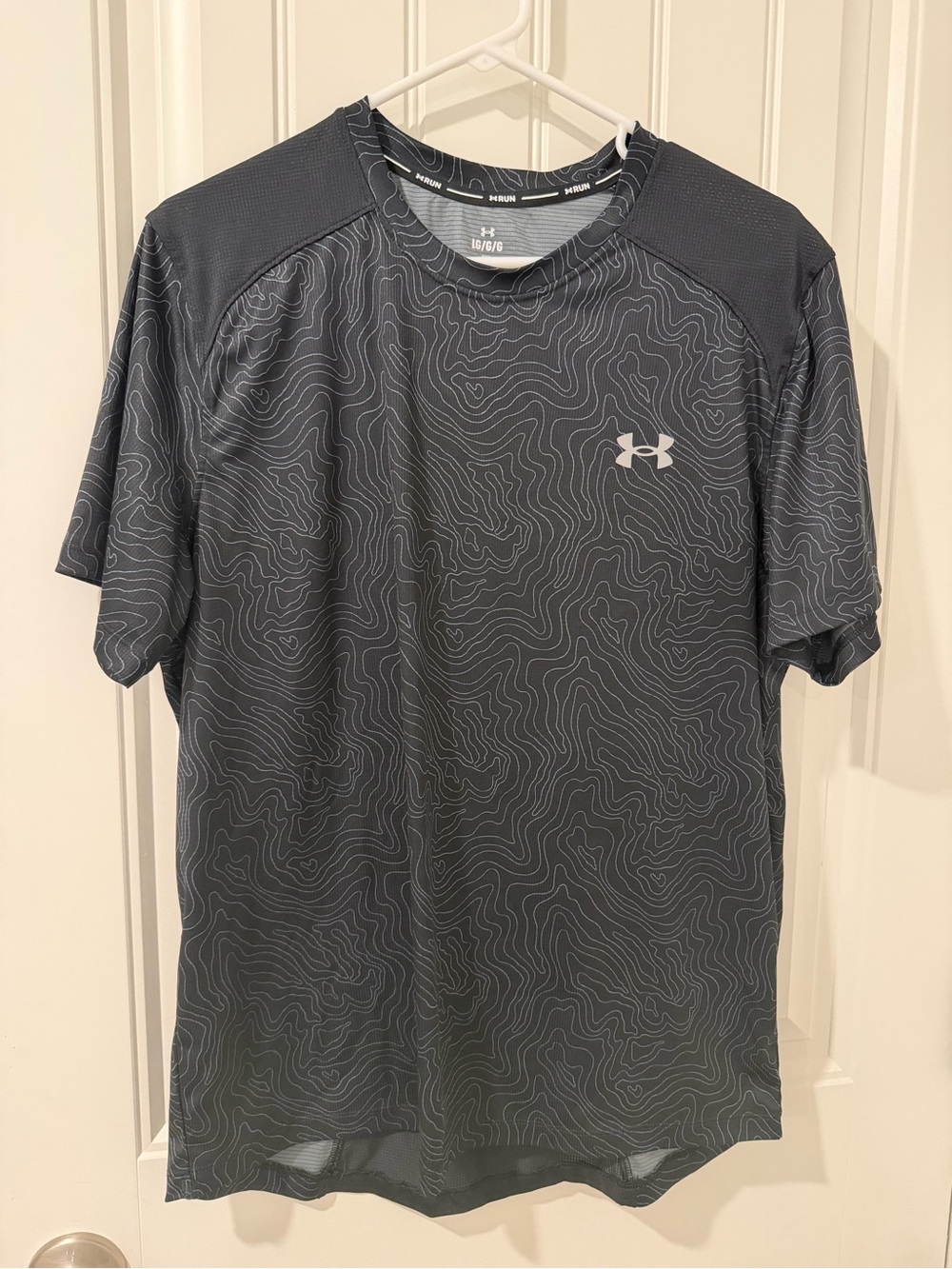 Under Armour Men’s Black Performance Short Sleeve Shirt